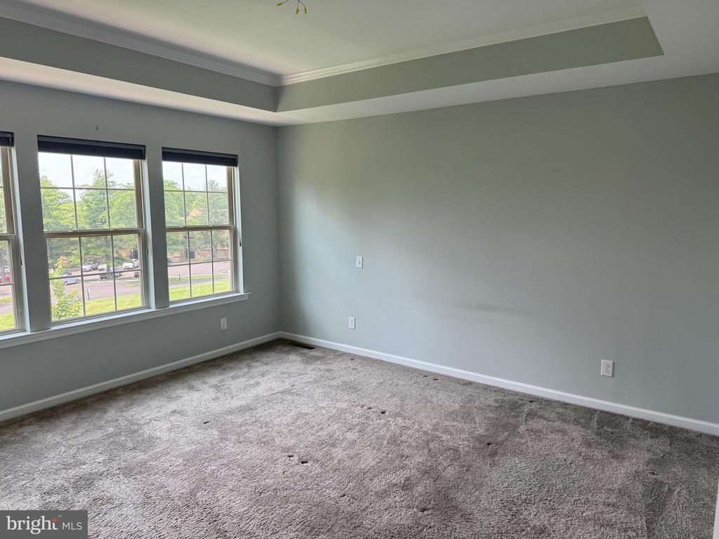 430 TALL OAKS DRIVE