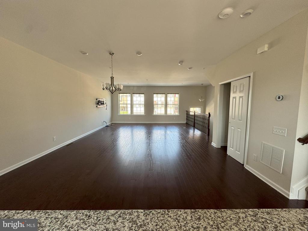 430 TALL OAKS DRIVE