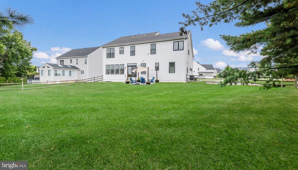 3302 APPLEWOOD COURT