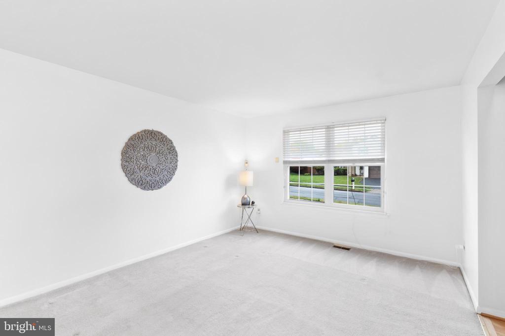 1297 TWIN STREAMS DRIVE
