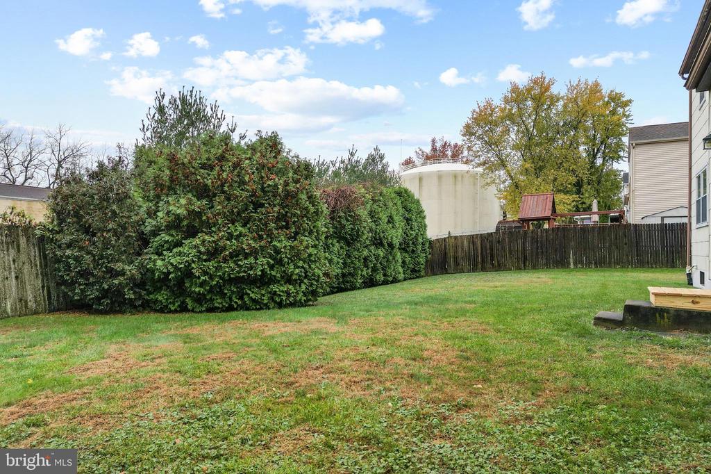 1297 TWIN STREAMS DRIVE