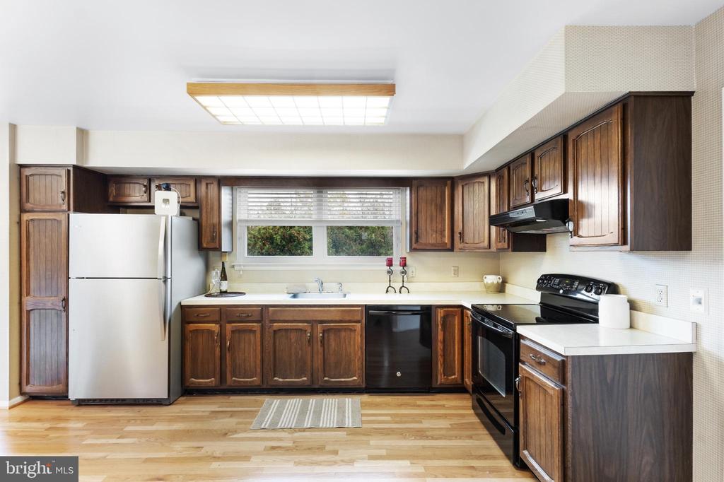 1297 TWIN STREAMS DRIVE