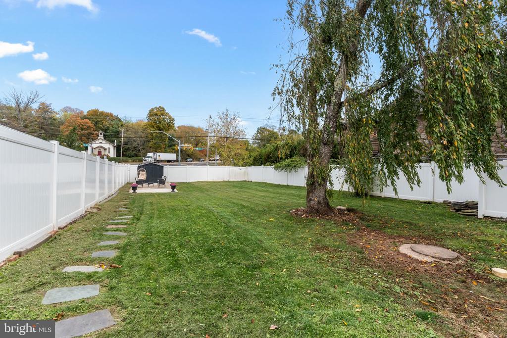 2565 BOGARTS TAVERN ROAD