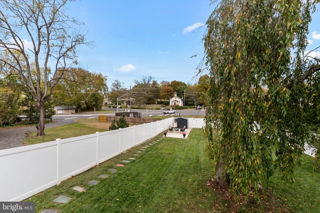 2565 BOGARTS TAVERN ROAD