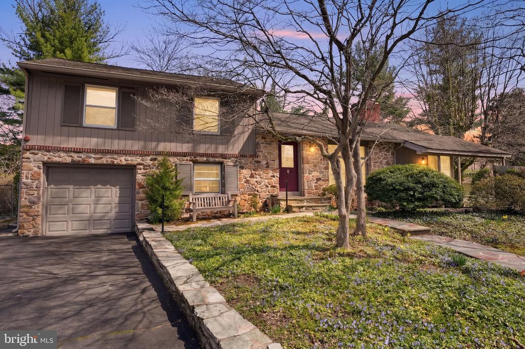 143 PINEHILL ROAD