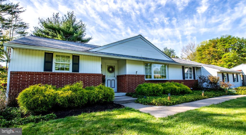 418 DOUBLEWOODS ROAD