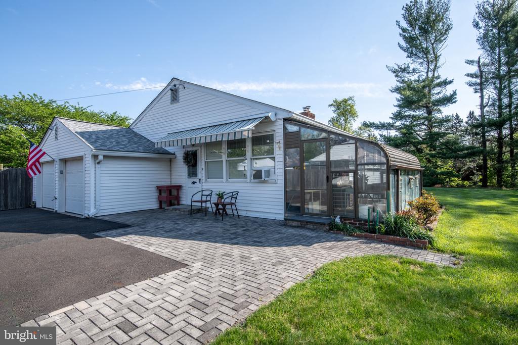 418 DOUBLEWOODS ROAD