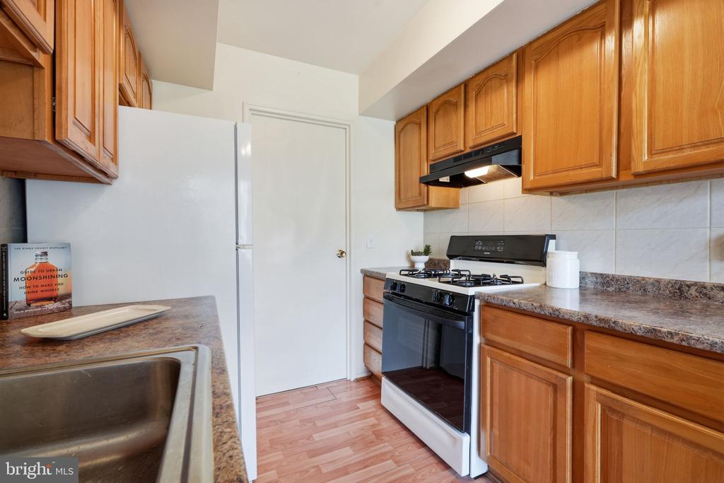 418 BRANDYWINE COURT