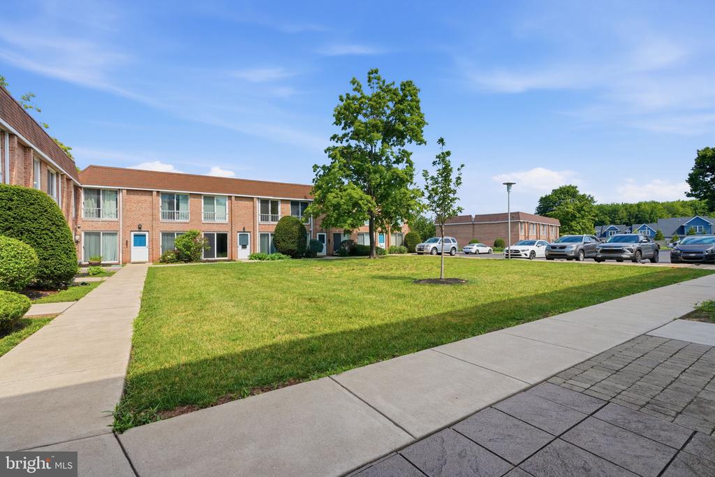 418 BRANDYWINE COURT
