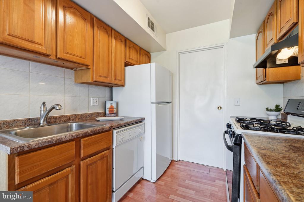 418 BRANDYWINE COURT