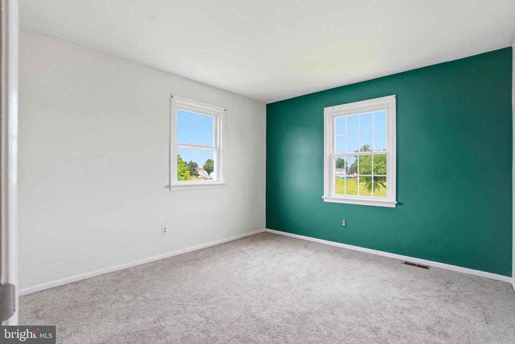 104 NOBLE DRIVE