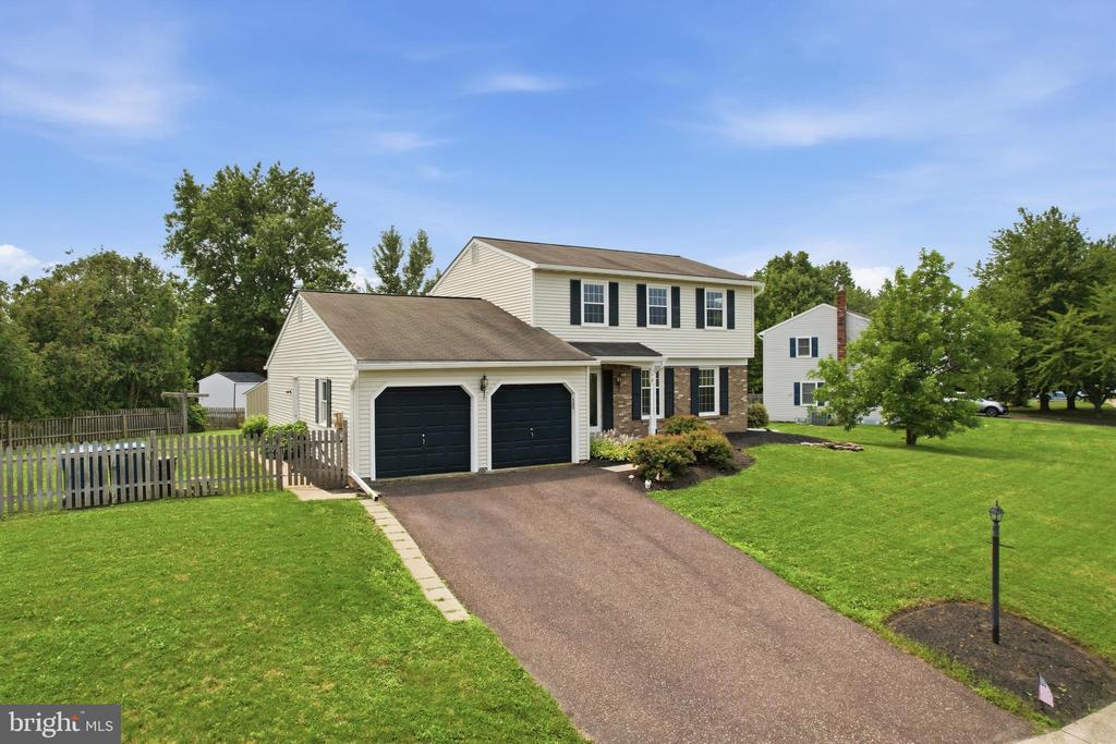 104 NOBLE DRIVE