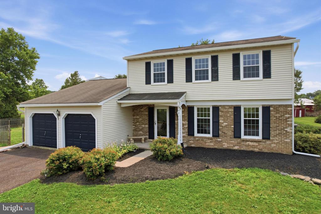 104 NOBLE DRIVE