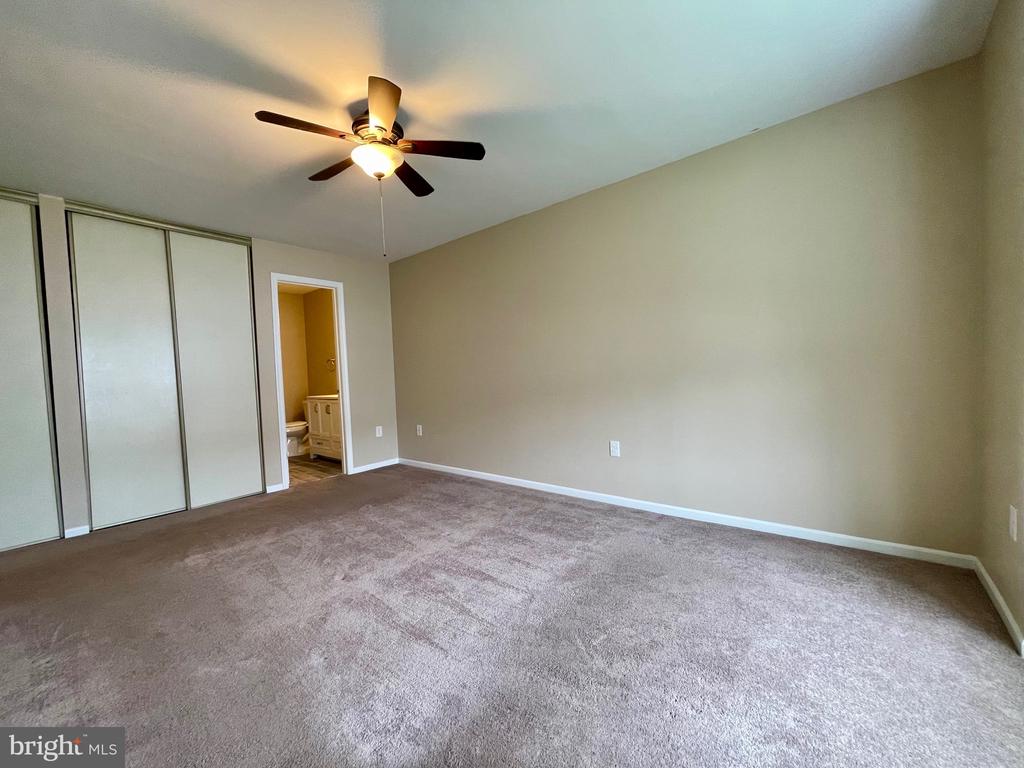 1104 MEWS DRIVE Unit: 1104