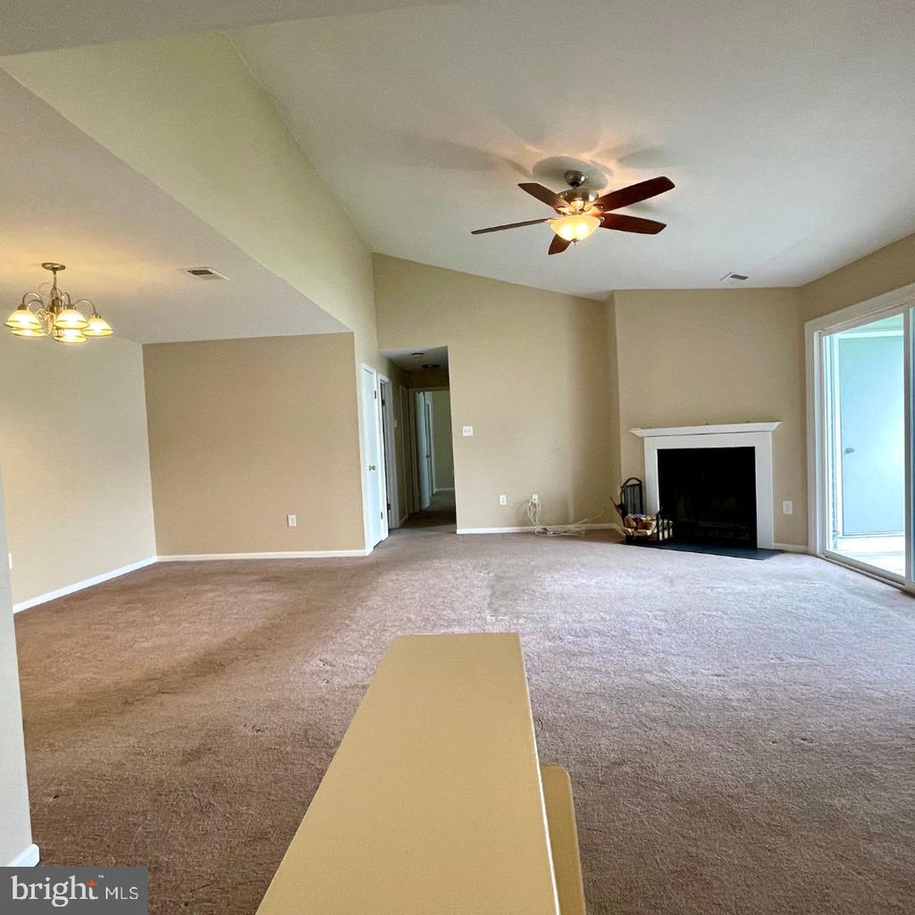 1104 MEWS DRIVE Unit: 1104
