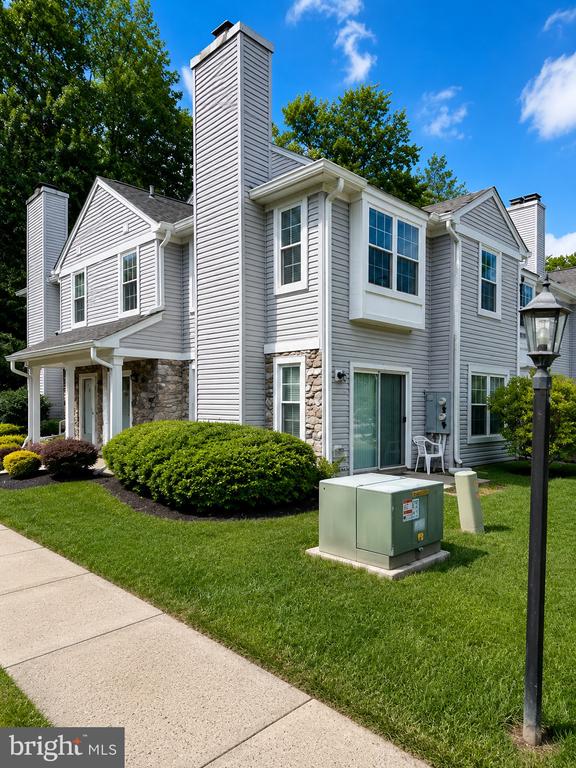 612 MEWS DRIVE