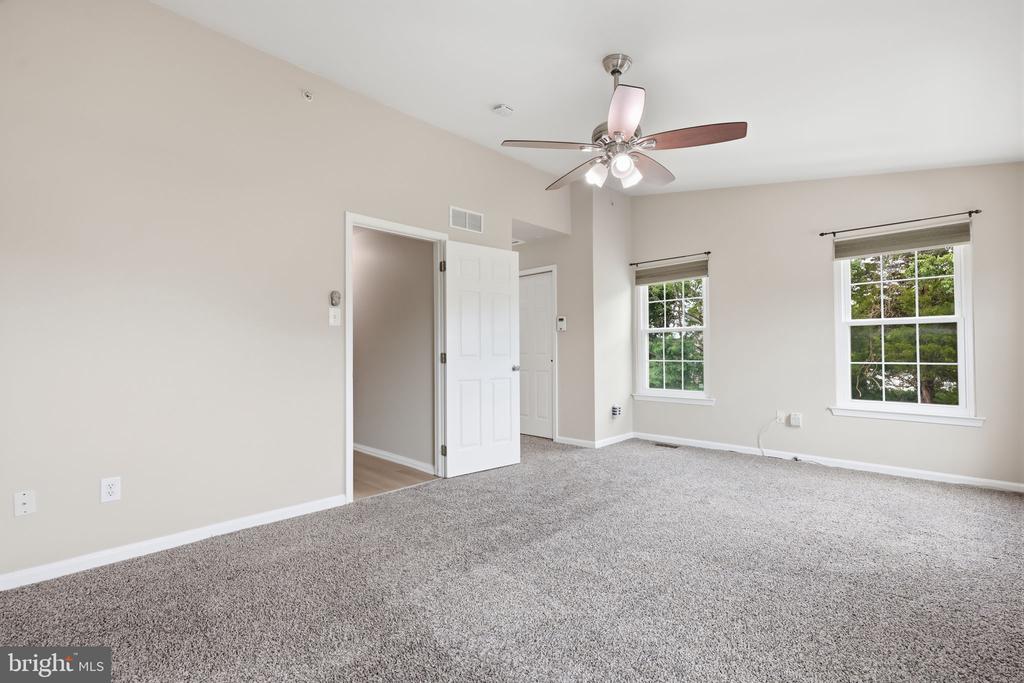 105 EAGLE COURT Unit: 108