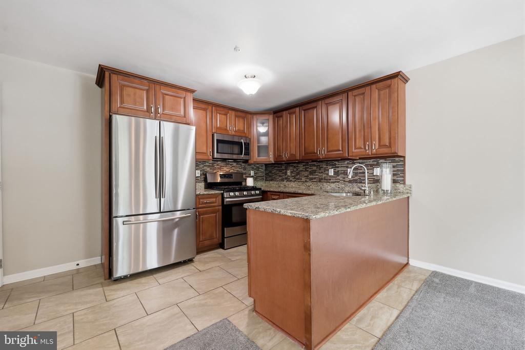 105 EAGLE COURT Unit: 108