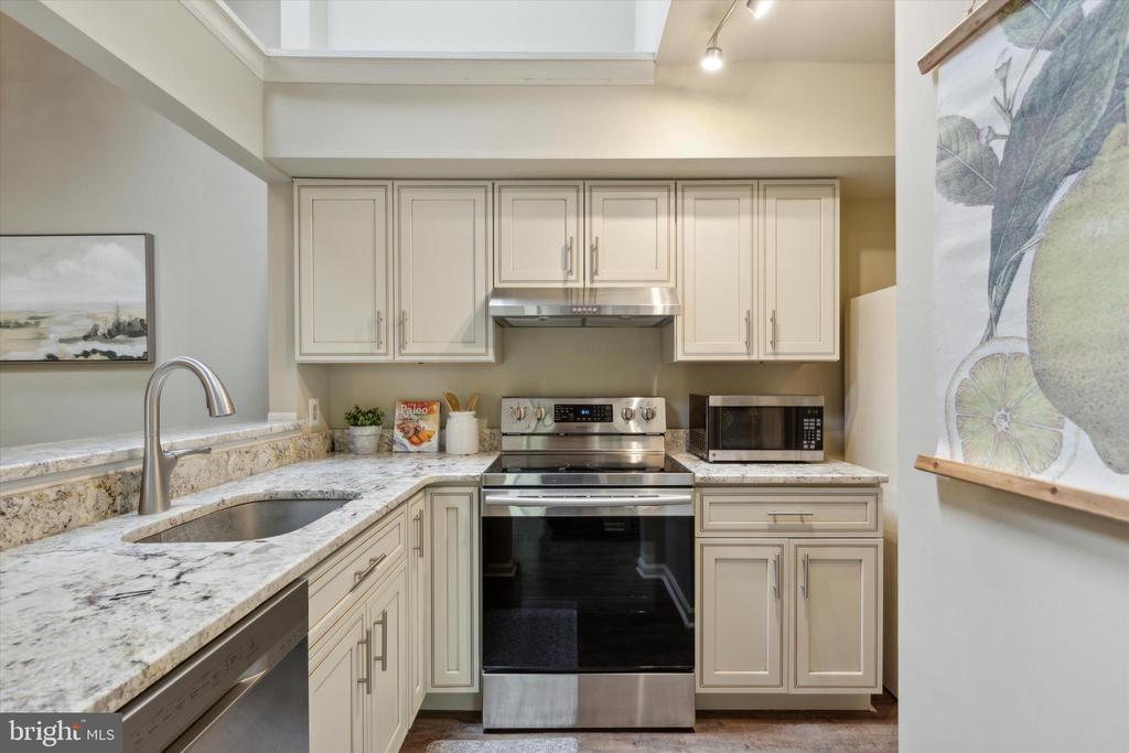14 BROOKSIDE COURT