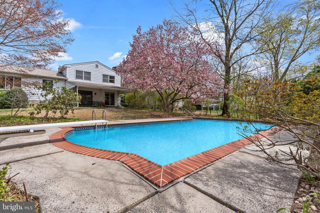 3110 BURN BRAE DRIVE