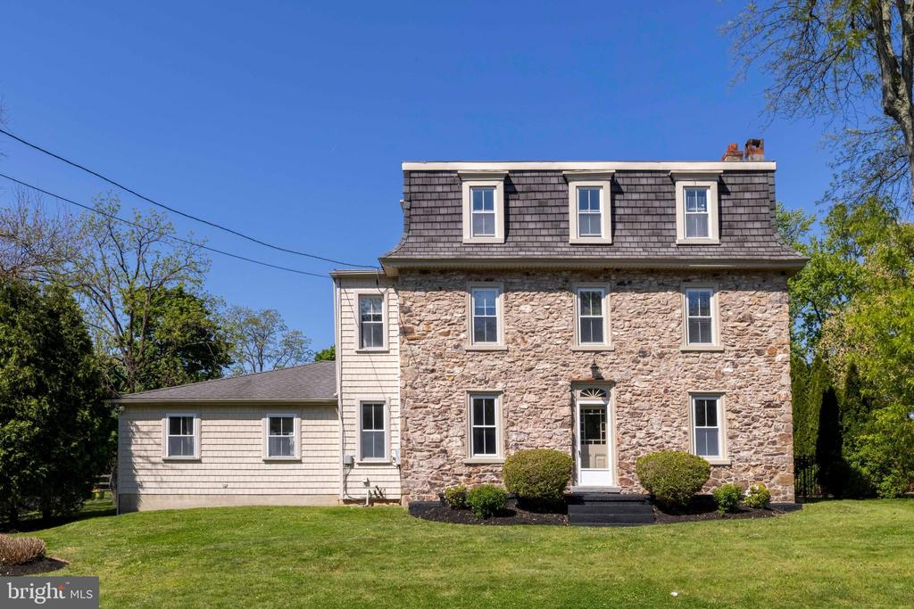 1145 LIMEKILN PIKE