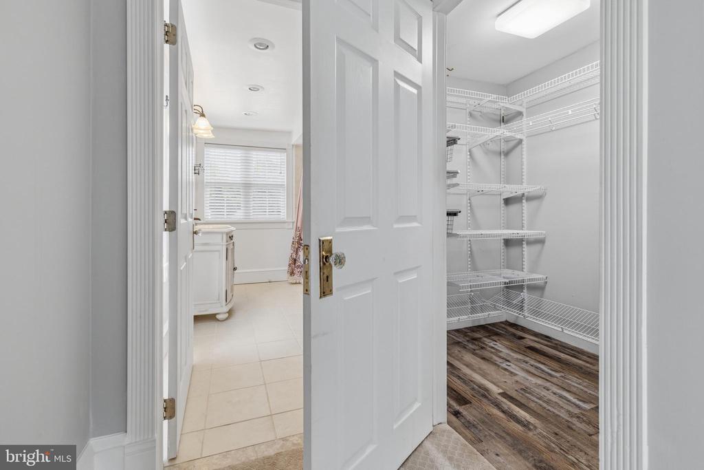 1145 LIMEKILN PIKE