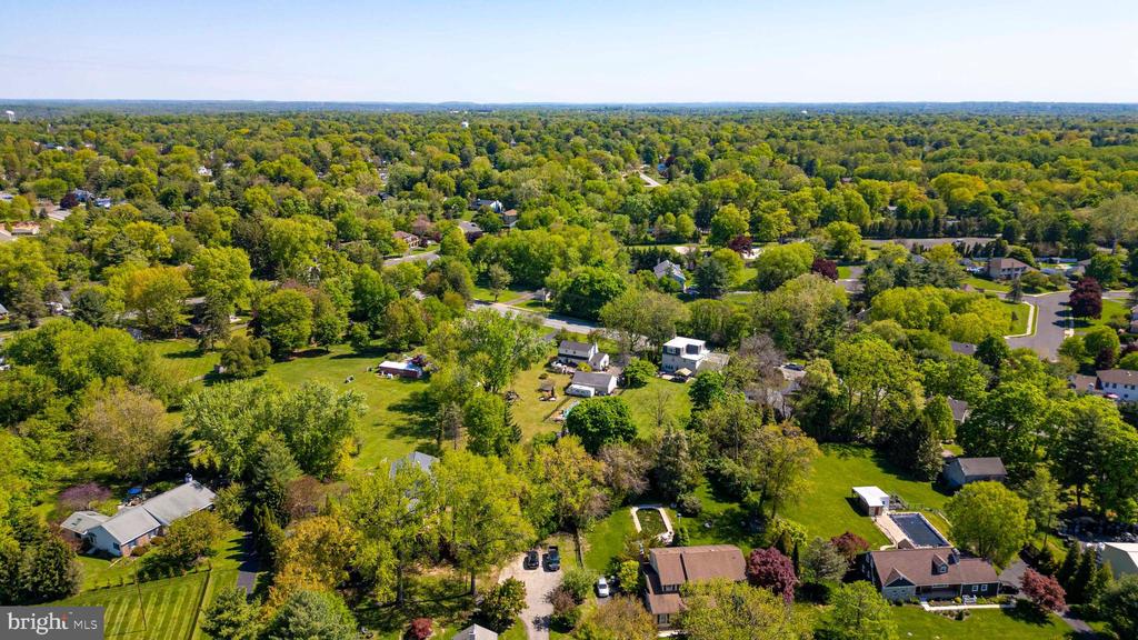 1145 LIMEKILN PIKE