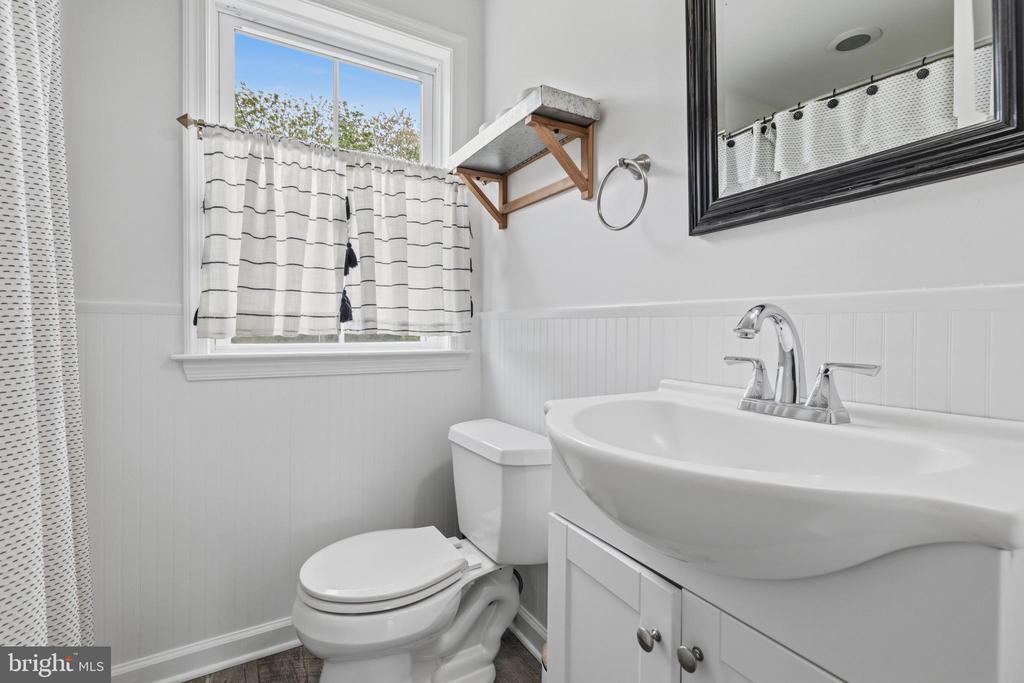 1145 LIMEKILN PIKE