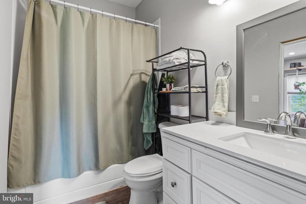 1145 LIMEKILN PIKE