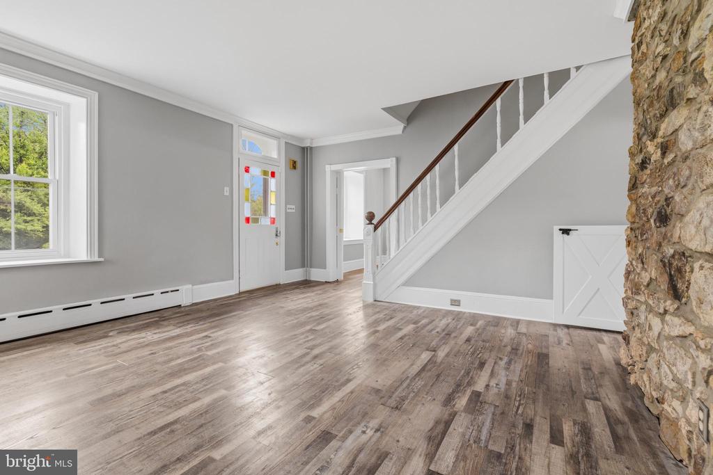 1145 LIMEKILN PIKE