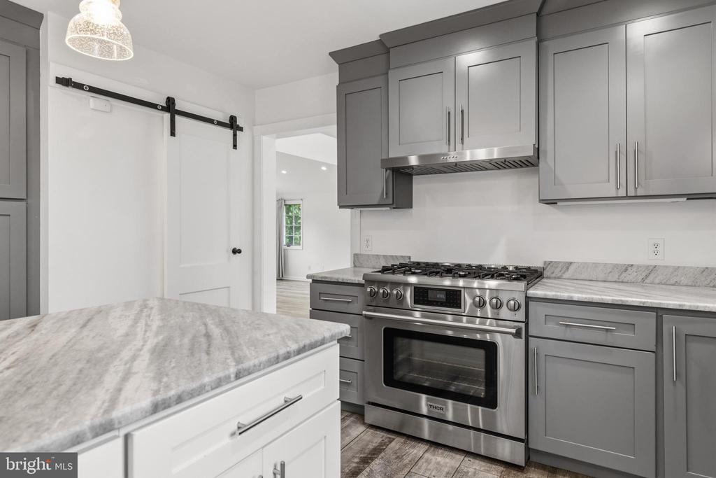 1145 LIMEKILN PIKE
