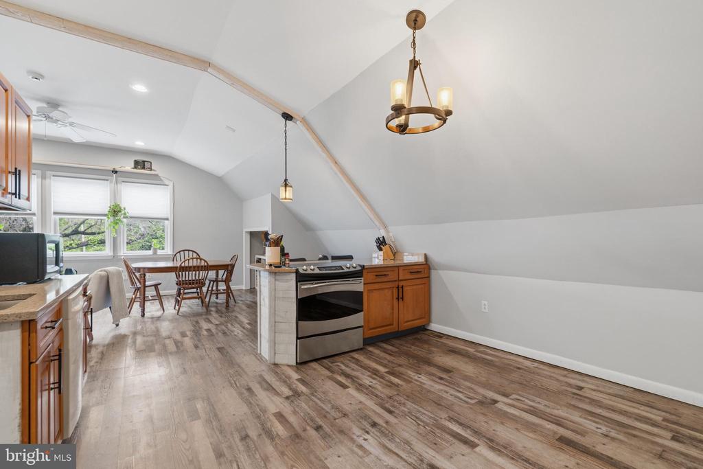 1145 LIMEKILN PIKE