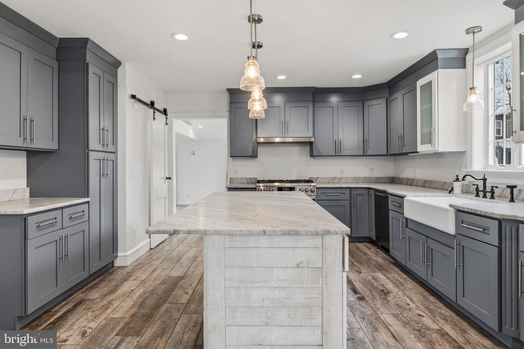 1145 LIMEKILN PIKE