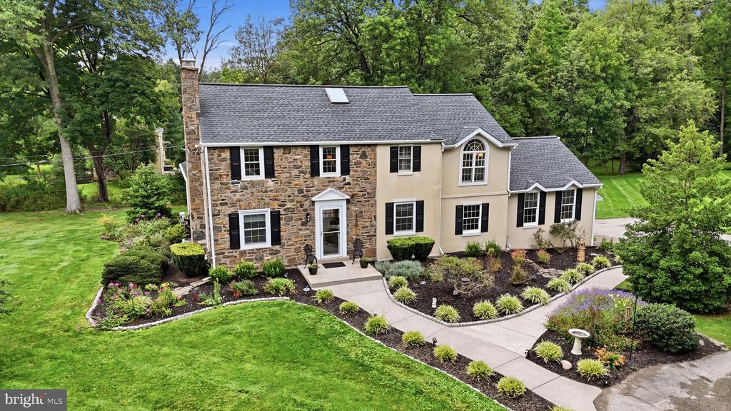 980 VALLEY ROAD