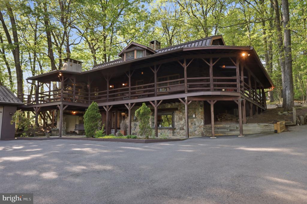 2244 SPRINGTOWN HILL ROAD