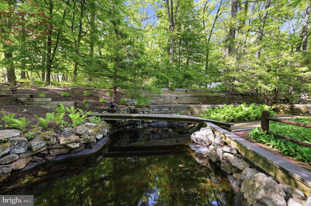 2244 SPRINGTOWN HILL ROAD