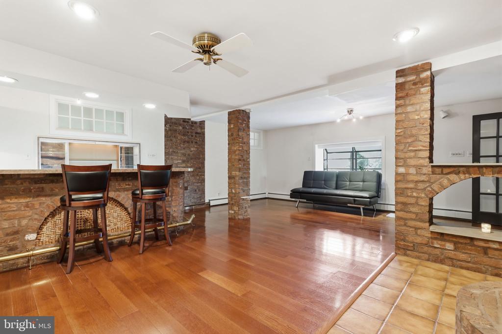 2244 SPRINGTOWN HILL ROAD