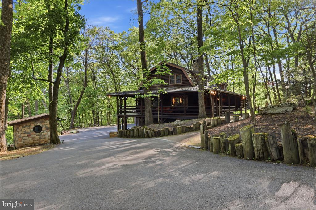 2244 SPRINGTOWN HILL ROAD