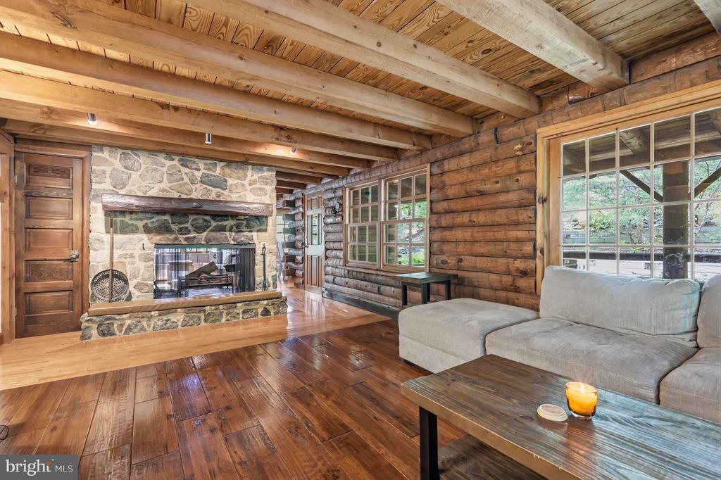 2244 SPRINGTOWN HILL ROAD