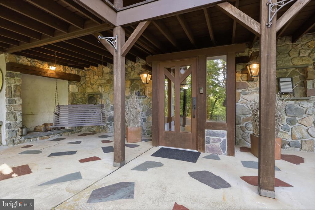 2244 SPRINGTOWN HILL ROAD
