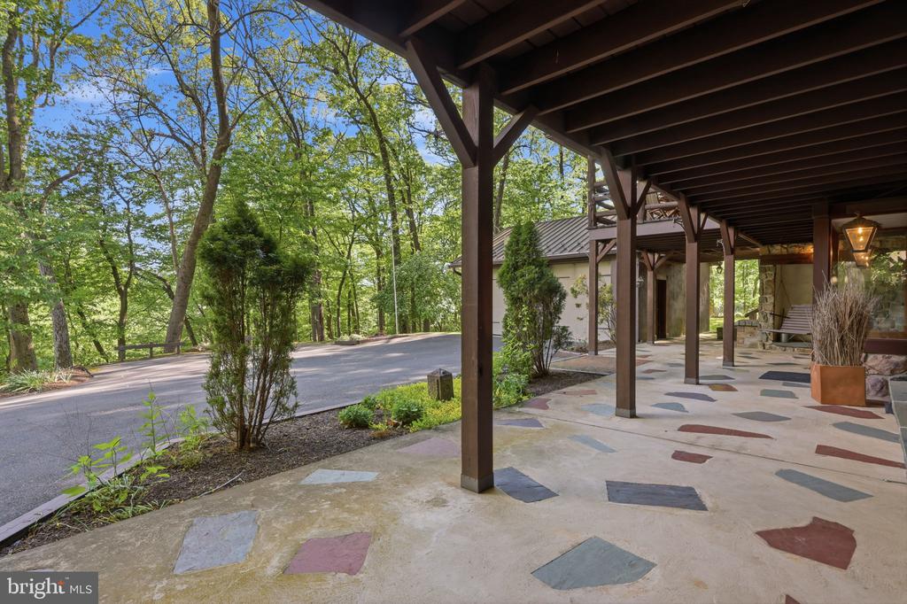 2244 SPRINGTOWN HILL ROAD