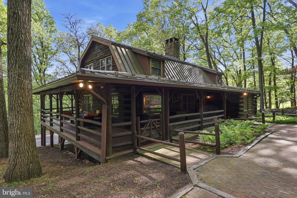 2244 SPRINGTOWN HILL ROAD