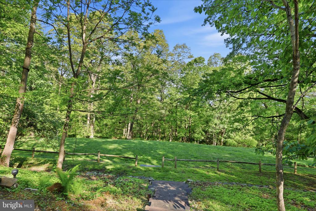 2244 SPRINGTOWN HILL ROAD