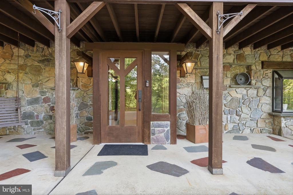 2244 SPRINGTOWN HILL ROAD