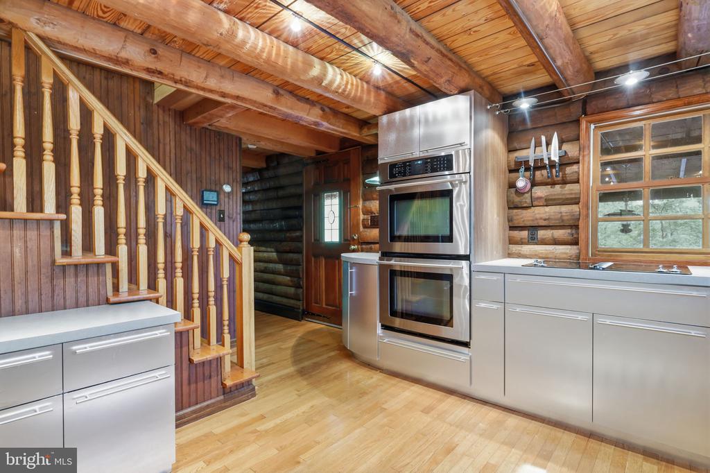 2244 SPRINGTOWN HILL ROAD
