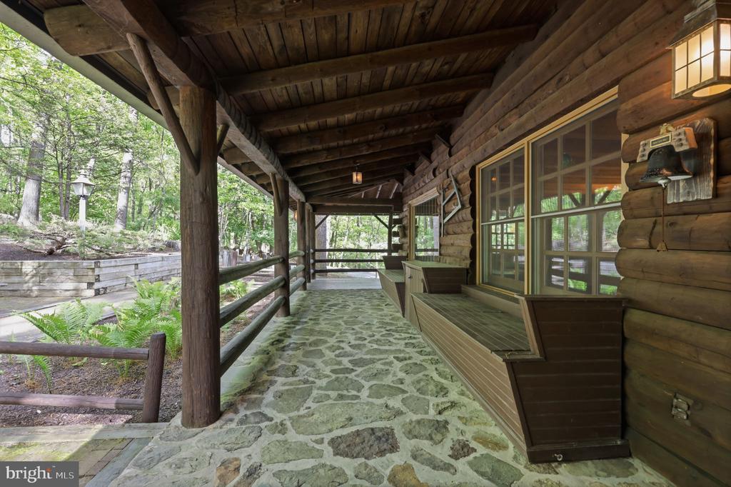 2244 SPRINGTOWN HILL ROAD