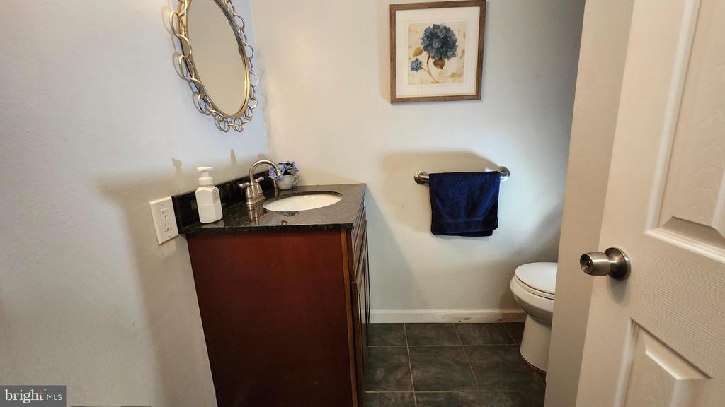 5029 S CONVENT LANE Unit: B