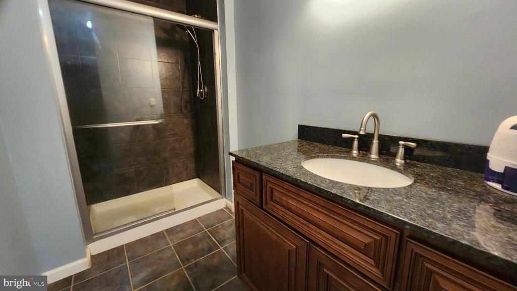 5029 S CONVENT LANE Unit: B