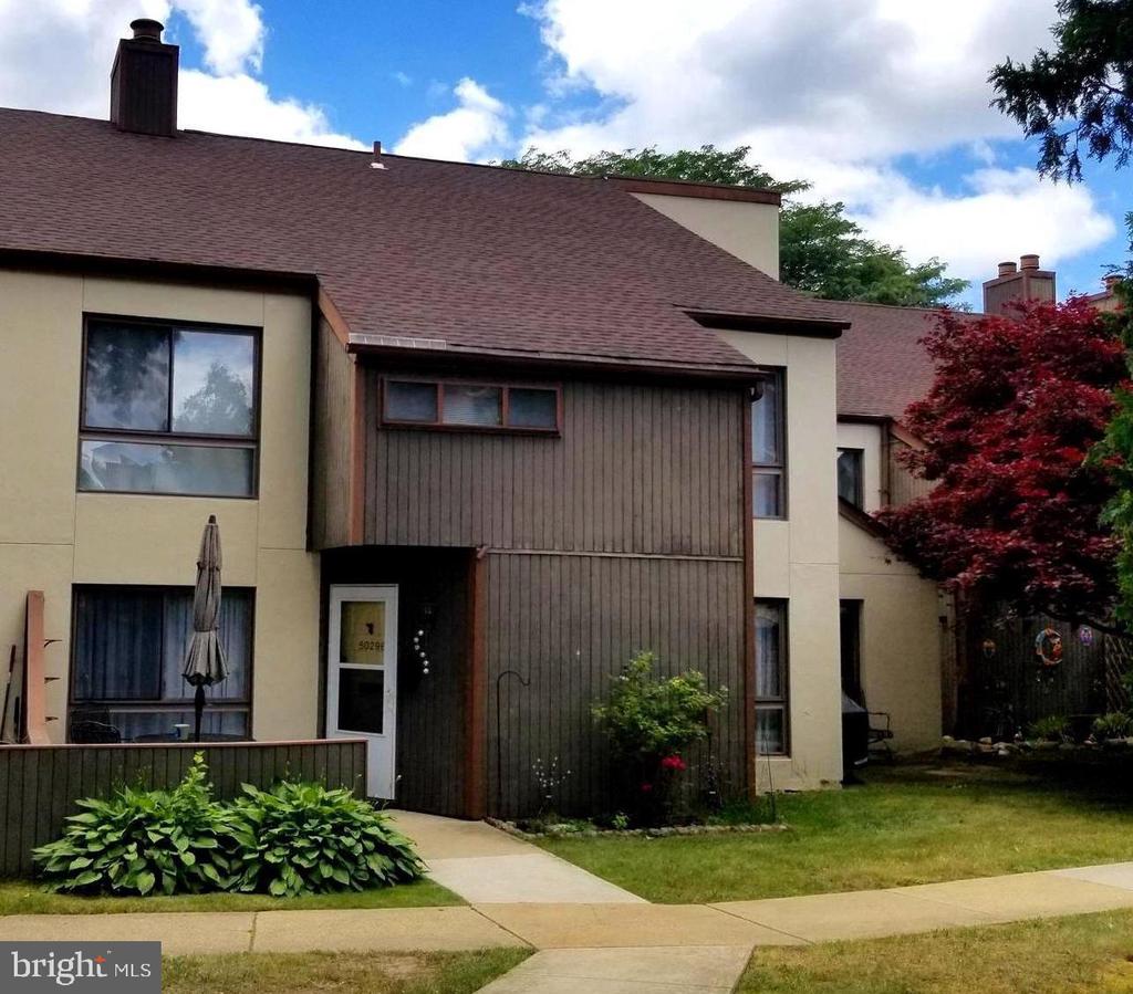 5029 S CONVENT LANE Unit: B
