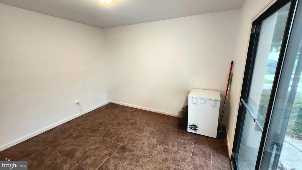 5029 S CONVENT LANE Unit: B